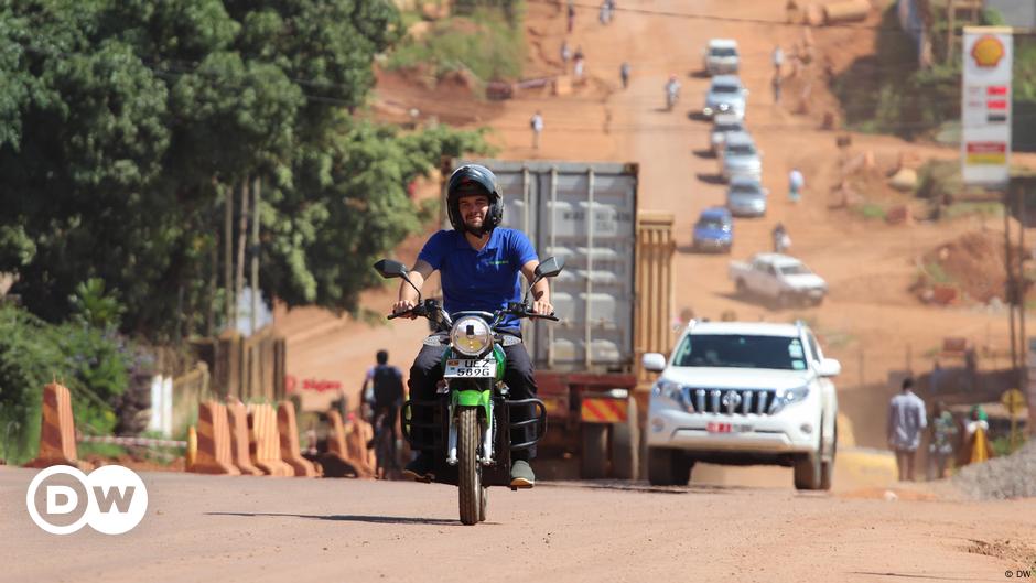 Uganda: Motorcycle taxis are increasingly environmentally friendly |  Climate Change in World Religions |  DW