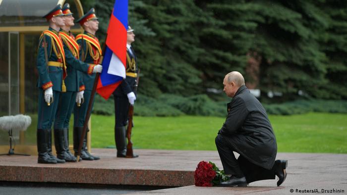 Russland Moskau Wladimir Putin Gedenktag Tag der Befreiung Zweiter Weltkrieg