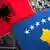 Symbolbild Bildkombo Albanien Kosovo Fahnen Flaggen bilaterale Beziehungen Bild: AP/DW Fotomontage (Nele Jensch)
