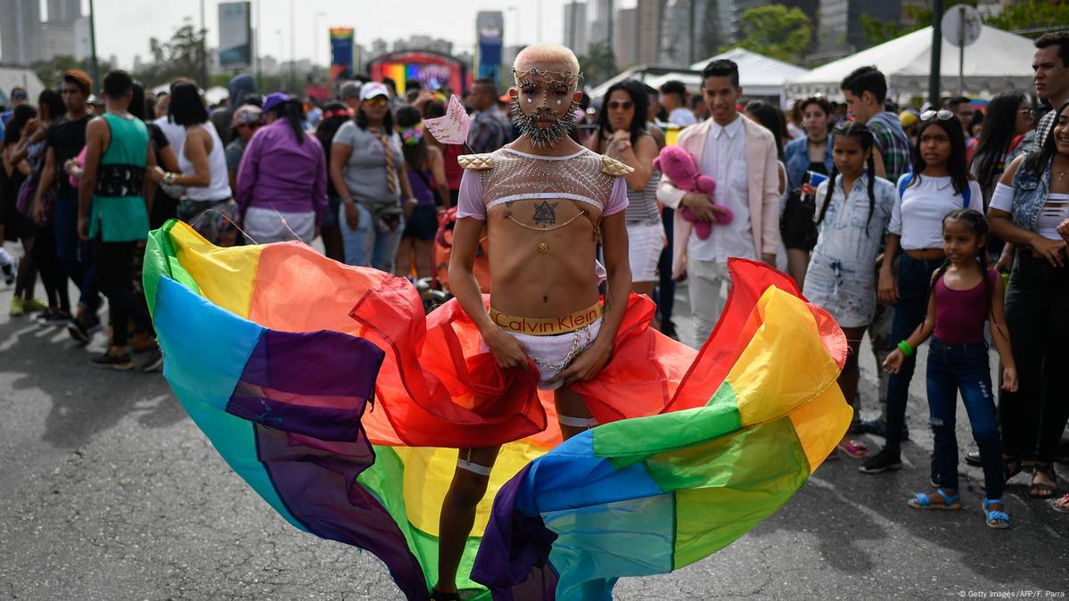 El estado de los derechos LGBTI en el mundo hispanoparlante – DW –  15/05/2020