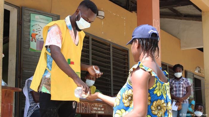 Enregistrement des candidats à la présidentielle au Bénin | Afrique | DW |  01.02.2021