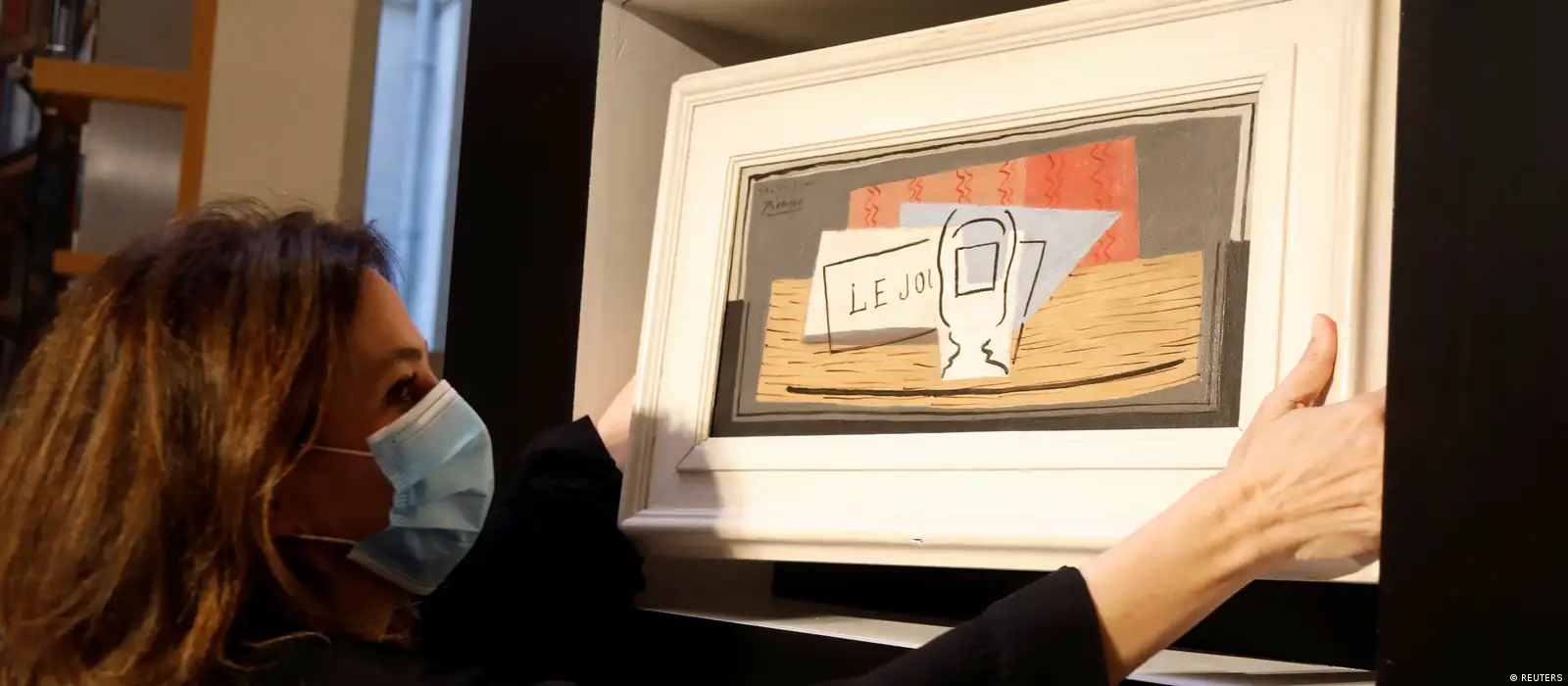 Italian woman wins Picasso painting in raffle