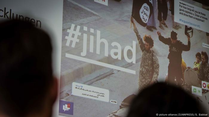 Afiche de la Red Bávara para la Prevención y la Desradicalización contra el Salafismo.