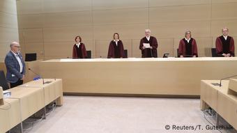 Λόγοι δημοσίου συμφέροντος μπορεί να υπερτερούν του θεμιτού αιτήματος για λήθη στο διαδίκτυο, εκτιμά το Ανώτατο Ομοσπονδιακό Δικαστήριο (BGH) Λόγοι δημοσίου συμφέροντος μπορεί να υπερτερούν του θεμιτού αιτήματος για λήθη στο διαδίκτυο, εκτιμά το Ανώτατο Ομοσπονδιακό Δικαστήριο (BGH)