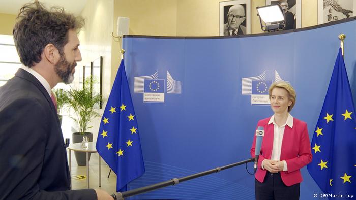 Brüssel Interview Ursula von der Leyen EU-Kommissionspräsidentin
