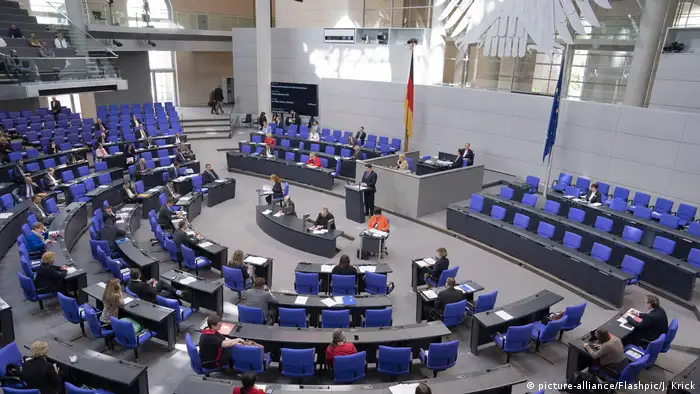 Deutscher Bundestag Plenum Sitzung in Berlin