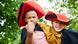 Zwei Kinder im Piraten Kostüm zu Karneval Zwei Kinder im Piraten Kostüm zu Karneval