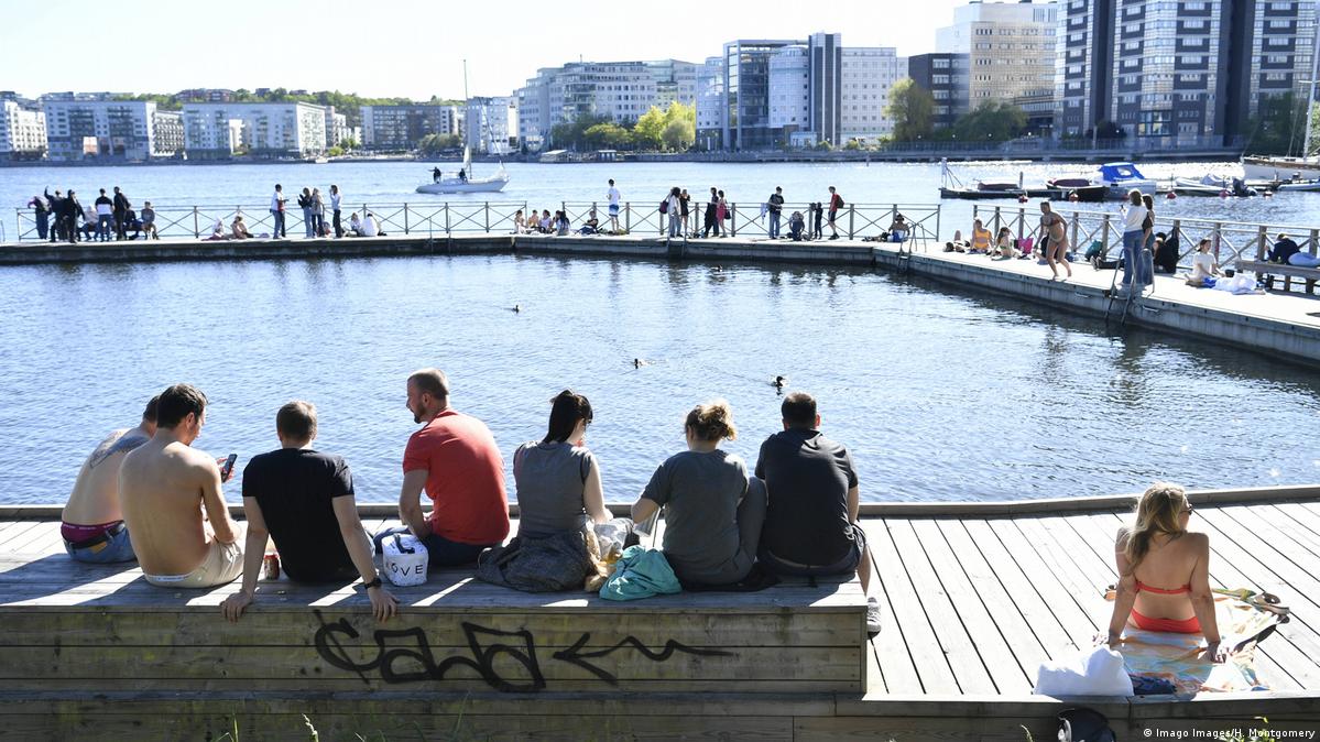 In Sweden, anguished foreigners call it quits DW 06/02/2020