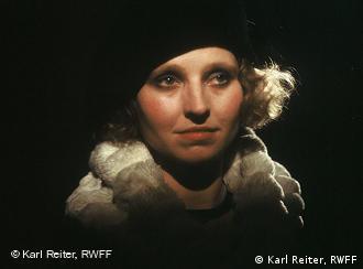 Hanna Schygulla in Berlin Alexanderplatz (Foto: Karl Reiter, RWFF BAVARIA FILM INTERNATIONAL)