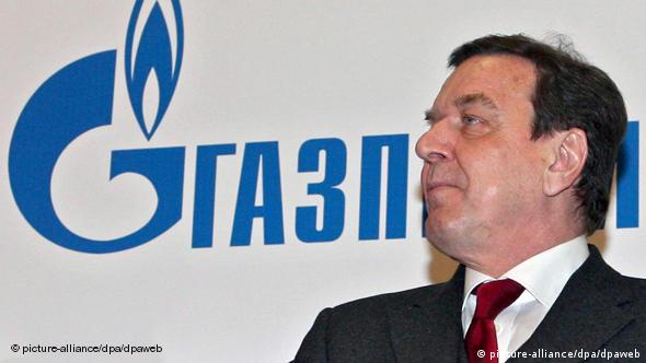 Były kanclerz SPD Gerhard Schroeder pracuje dla Gazpromu
