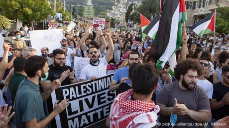 Israel Haifa |  Demonstrations |  Iyad el-Hallak (image alliance / dpa / M. Milstein)