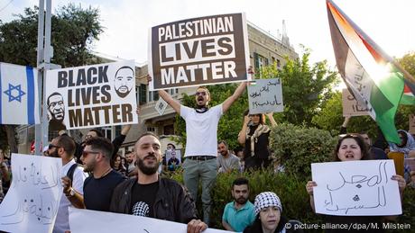 Israel Haifa |  Demonstrations |  Iyad el-Hallak (image-alliance / dpa / M. Milstein)