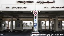 3131875 06/16/2017 A check point at the closed border between Qatar and Saudi Arabia Valeriy Melnikov/Sputnik Foto: Valeriy Melnikov/Sputnik/dpa |