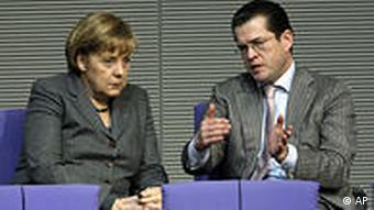 Цу Гуттенберга называли возможным преемником канцлера ФРГ Ангелы Меркель