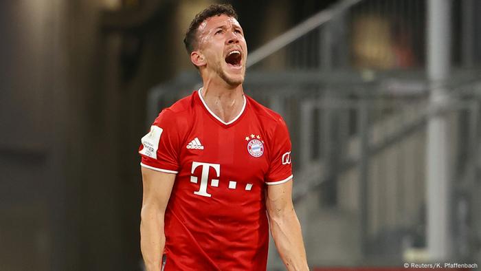 German Cup Lewandowski Rides To Bayern Munich S Rescue After Frankfurt Fightback Sports German Football And Major International Sports News Dw 10 06 2020