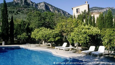 Богати чужденци купуват все повече имоти в Майорка Това тревожи