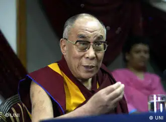 达赖喇嘛在印度与中国维权律师进行视频交流