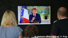 Macron se niega a borrar nombres y a retirar estatuas