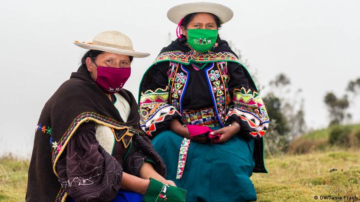 Bordadoras en Bolivia
