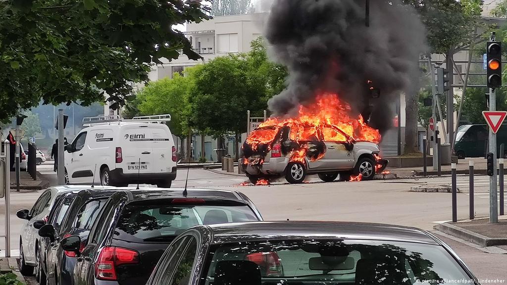 France Sends Police Reinforcements To Dijon After 3 Days Of Unrest News Dw 16 06