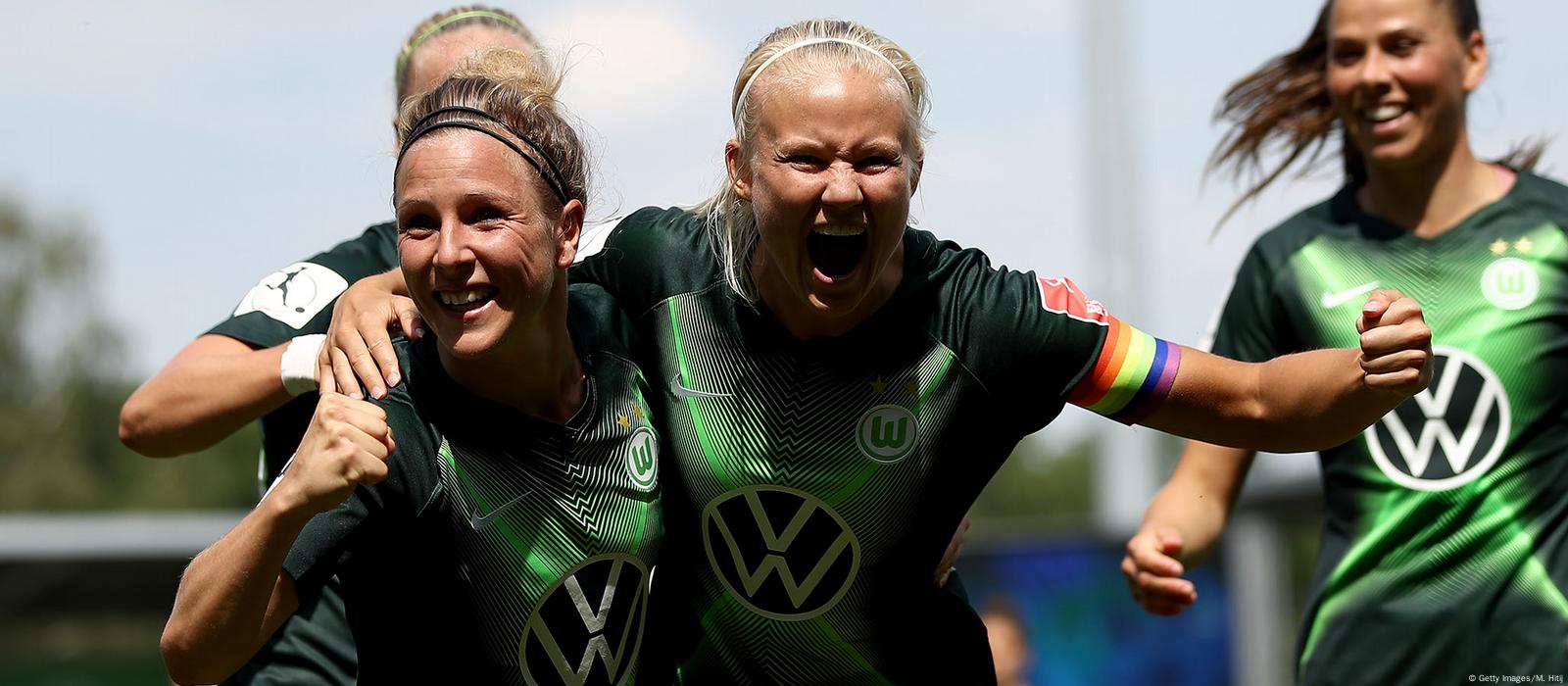 Frauen-Bundesliga: Bayern Munich's win over Wolfsburg analysed – Her  Football Hub