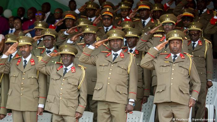 Seniot military officers salutung at Burundian President Evariste Ndayishimiye's inauguration
