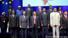 Tarayyar Turai za ta tallafawa Afirka da sama da Euro miliyan dubu uku da dari shida don dakile matsalar 'yan gudun hijira.