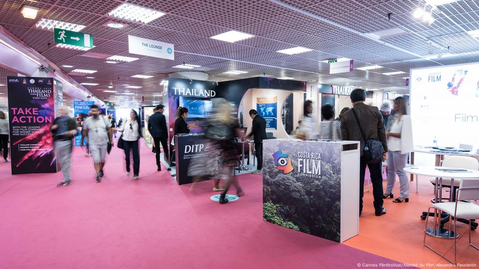 Cannes' film market goes virtual – DW – 06/25/2020