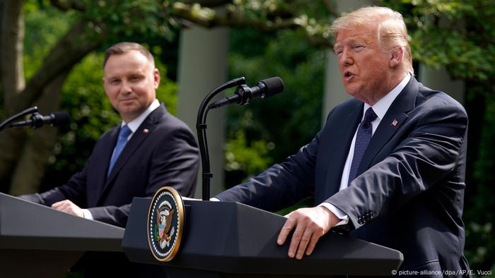 Foto de Donald Trump y Andrzej Duda