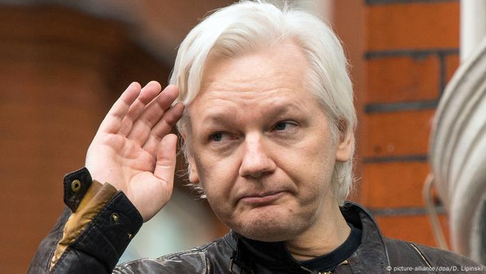 Assange′ın karar davası öncesinde İngiltere hükümetine çağrı | DÜNYA | DW | 03.01.2021