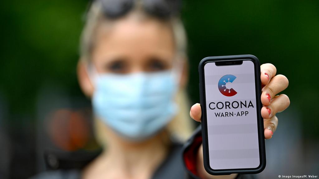 Corona Warn App Wichtiges Instrument Mit Schwachen Deutschland Dw 22 10 2020