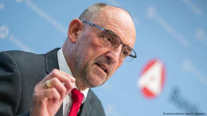Bundesagentur-Chef Detlef Scheele zeigt sich zufrieden mit den aktuellen Arbeitsmarkt-Zahlen