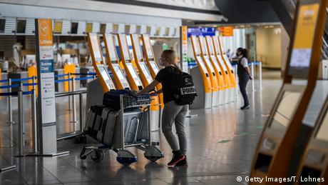 Der Frankfurter Flughafen während der Corona-Krise (Getty Images/T. Lohnes)