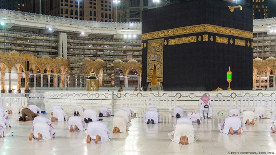 Saudi Arabia Hajj Cancellation Spells Frustration And Empty Pockets Middle East News And Analysis Of Events In The Arab World Dw 06 07 2020