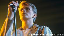 David Bowie zum Auftakt seiner Deutschland Tournee am 14.05.1978 in der Festhalle in Frankfurt am Main. | Verwendung weltweit