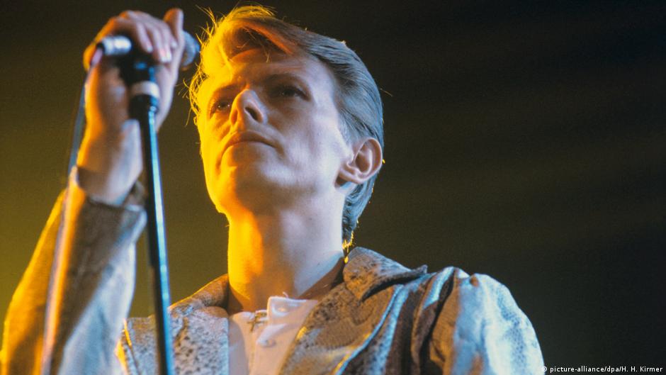 David Bowie remembered 5 years after his death – DW – 01/10/2021