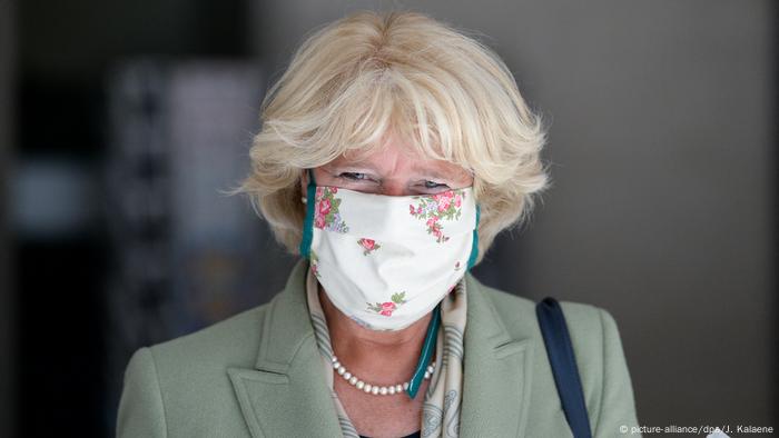 A portrait of Monika Grütters wearing a face mask. A portrait of Monika Grütters wearing a face mask.