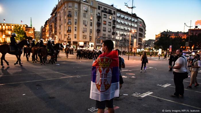 Protesti u julu u Beogradu, kada su na ulice izašli najrazličitiji protivnici vlasti Protesti u julu u Beogradu, kada su na ulice izašli najrazličitiji protivnici vlasti