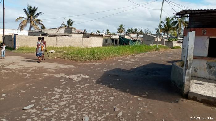 Moradias precárias na cintura verde de Maputo, em Moçambique