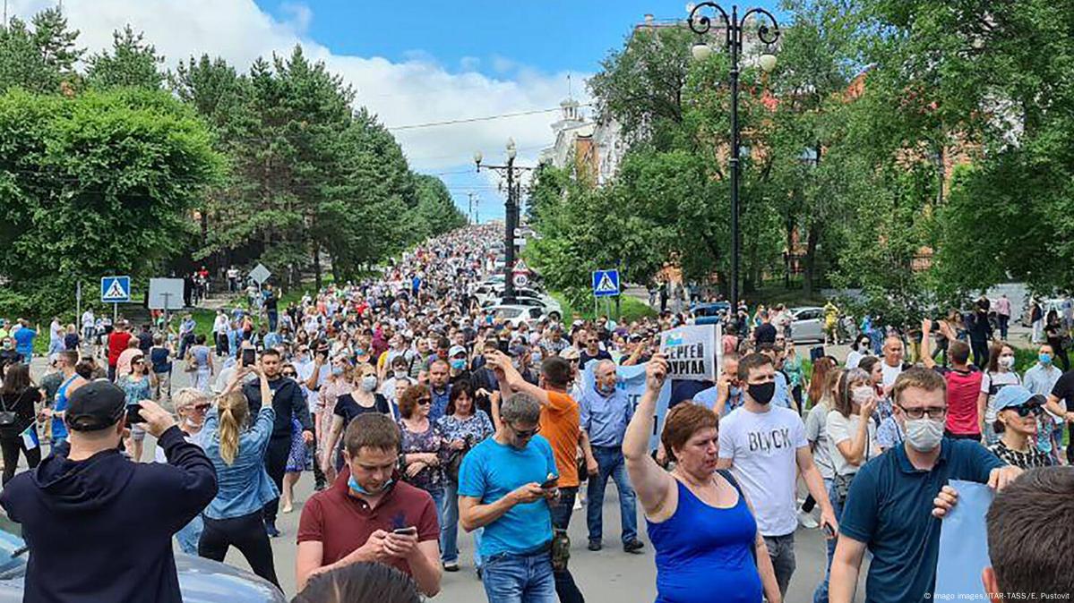 В Хабаровске прошли протесты против ареста губернатора – DW – 11.07.2020