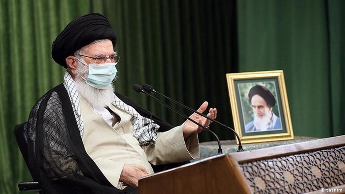 Iran | Ali Khamenei, religiöses Oberhaupt der islamischen Republik, in einer Videokonferenz