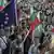 Протестиращи в София развяват българския и европейския флаг