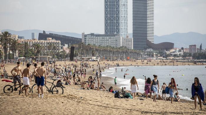 Barcelona Tourism In Flux After Coronavirus Lockdown Dw Travel Dw 16 07 2020