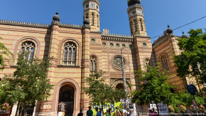 The Great Synagogue of Budapest The Great Synagogue of Budapest