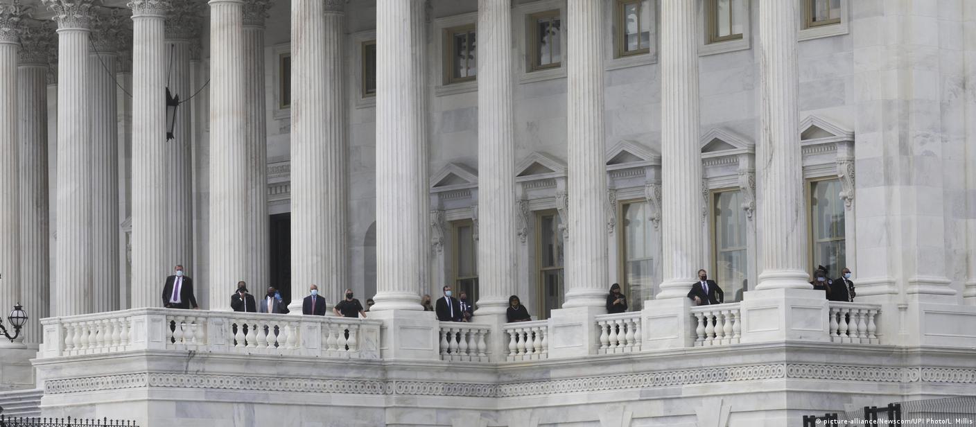 民主党欢呼险胜众议院参议院争夺１月见分晓