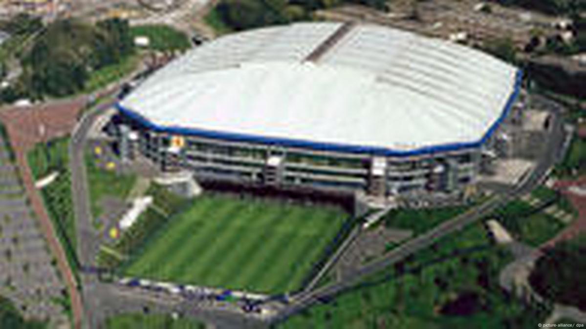 Фельтинс арена. Фельтинс Арена Гельзенкирхен. Veltins Arena стадион. Гельзенкирхен стадион Фельтинс-Арена схема. Фелтинс Арена фото.