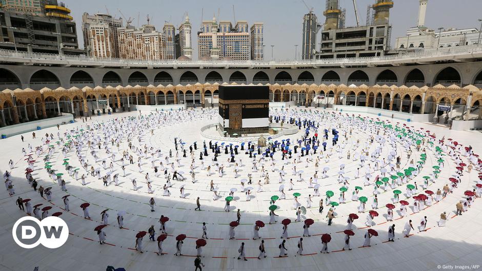 Tawaf yang dilakukan pada saat tiba di mekkah adalah