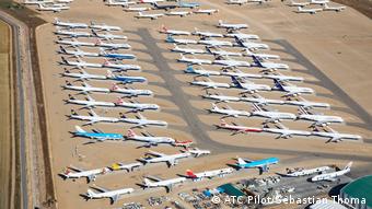 Luftaufnahme des Flugzeug-Parkplatzes in Teruel / Spanien