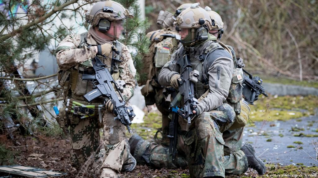 Germany S Special Forces Look The Other Way On Missing Weapons Germany News And In Depth Reporting From Berlin And Beyond Dw 02 03 2021