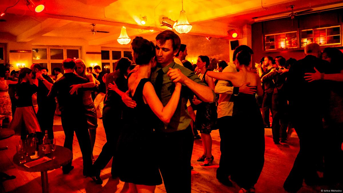 Berlin's tango scene struggles to stay on its feet – DW – 07/31/2020